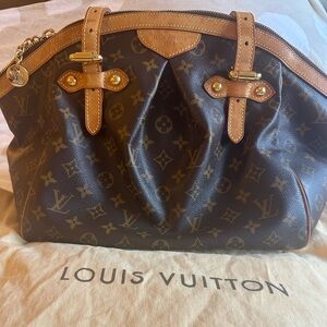 Louis Vuitton authentic Tivoli mono excellent condition. Check the pics